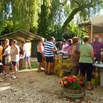 Camping Sur Pilotis Avec Terrasse Pour 4 Personnes - Api-1-52-496 Moncrabeau