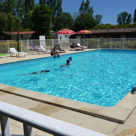 Sur Pilotis Avec Terrasse Pour 4 Personnes - Api-1-52-496 Campingplatz