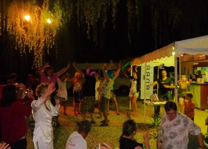 Sur Pilotis Avec Terrasse Pour 4 Personnes - Api-1-52-496 Kemp