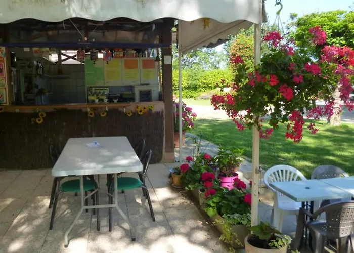 Kemp Sur Pilotis Avec Terrasse Pour 4 Personnes - Api-1-52-496 *